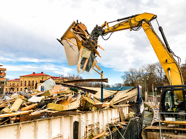 Best Junk Hauling Services  in Sparta, MO